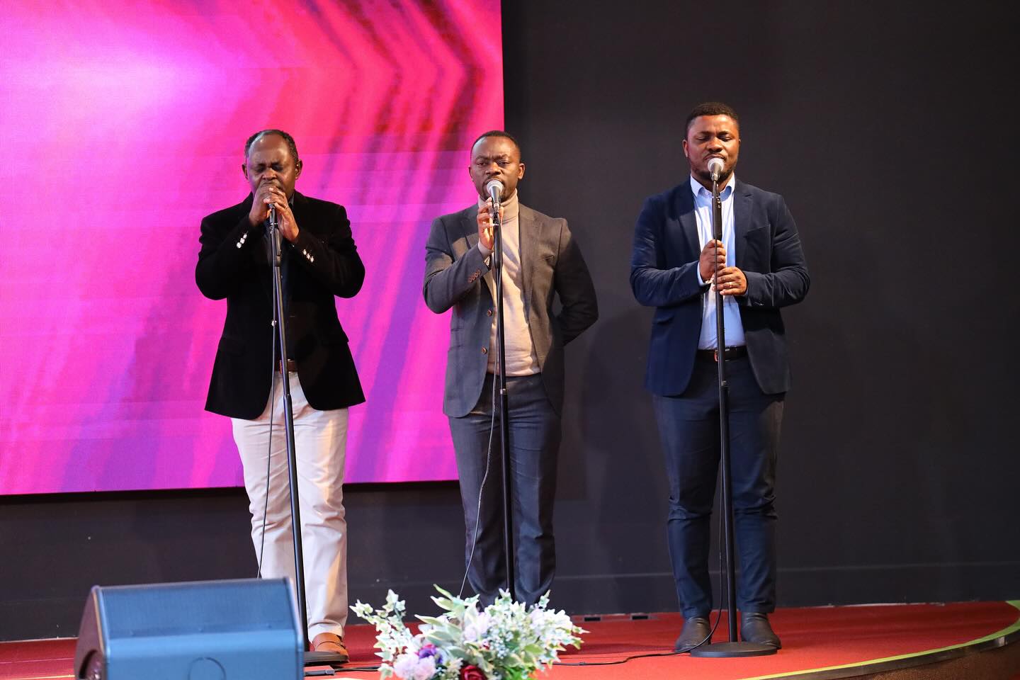 Sunday worship service at El Shaddai Christian Fellowship